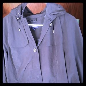 Women’s Lands End Rain Jacket Large